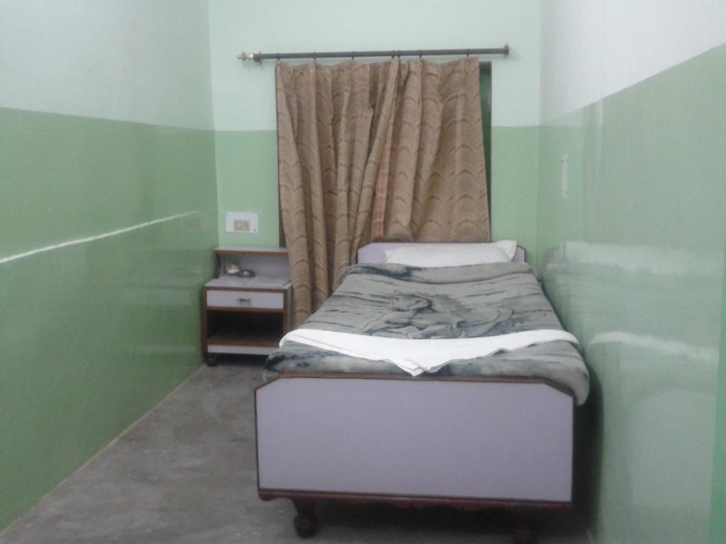 فاراناسي Radiant Ymca Tourist Hostel المظهر الخارجي الصورة