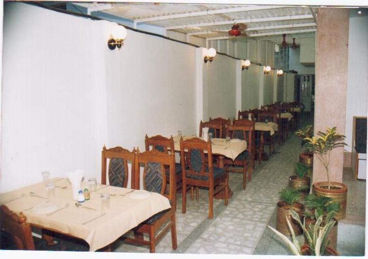 فاراناسي Radiant Ymca Tourist Hostel المظهر الخارجي الصورة