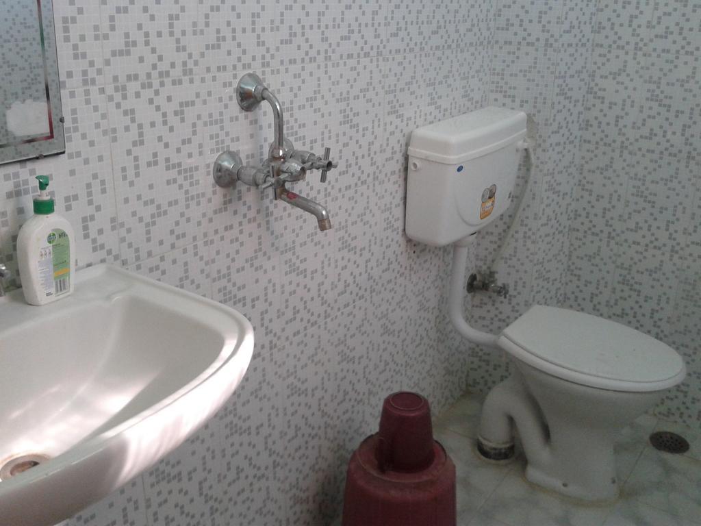 فاراناسي Radiant Ymca Tourist Hostel المظهر الخارجي الصورة